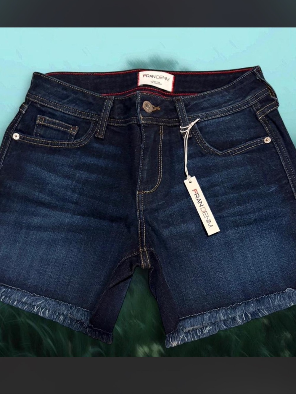 NWT Fran Denim "Melissa" Athletic Fit Shorts Size 26